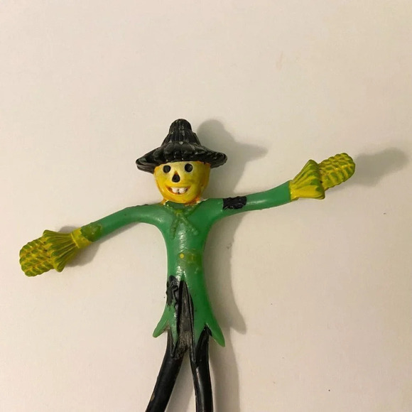 Vintage Bendable Bendy Rubber Halloween  Scarecrow Figure 5 Inch Tall Toy - Picture 4 of 10
